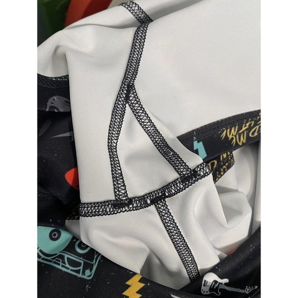 Feed‎ Me Fight Me Women’s Athletic Short Rock N Roll Black Red Small - Picture 8 of 8